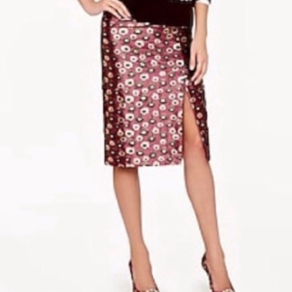 🆕 J. Crew Metallic Burgundy Gold & Black Floral Pencil Skirt